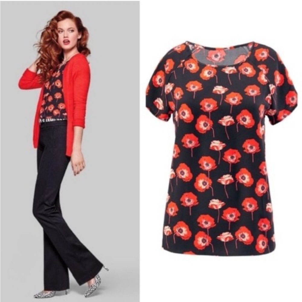Like New CAbi Flanders Poppy Split Back Top Size Medium
